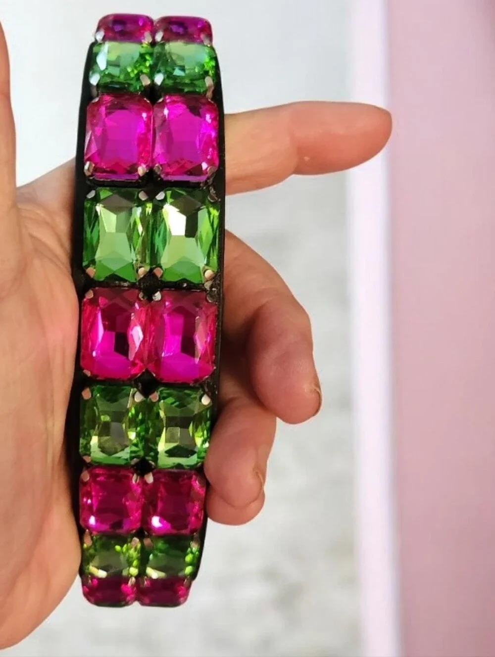 Custom Made Jewel Dog Collar》 No Offers ■ Read 4 Info